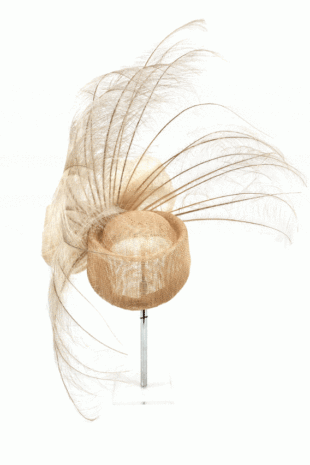 Marilyn's English Golden Fan Fascinator