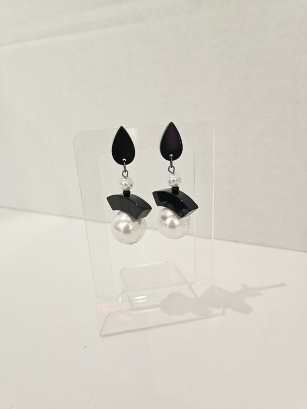 Chic Long Pearl  Pierced Earring