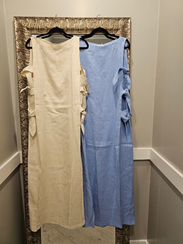 2438 QUIETE SLEEVLESS LONG DRESS