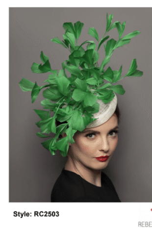 RC 2503 GREEN FEATHERED WHITE BASE FASCINATOR HAT