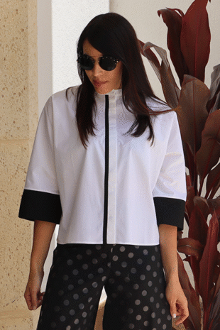 Marilyn's Chic Nehru Collar Button down front 3/4 Sleeve Blouse