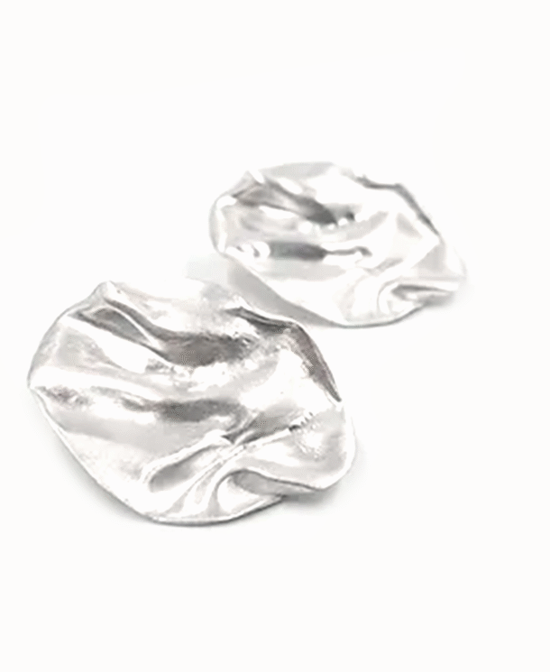 GALTA LIGHT WEIGHT SILVER STUD PIERCED EARRINGS